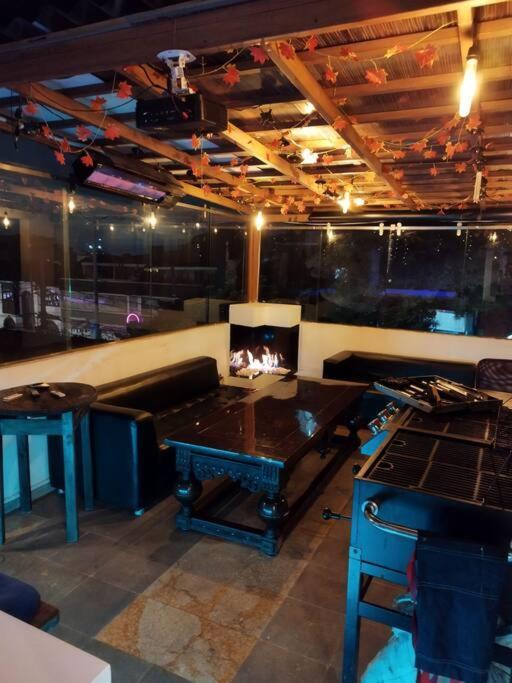 Penthouse Con Jacuzzi Y Chimenea Apartment